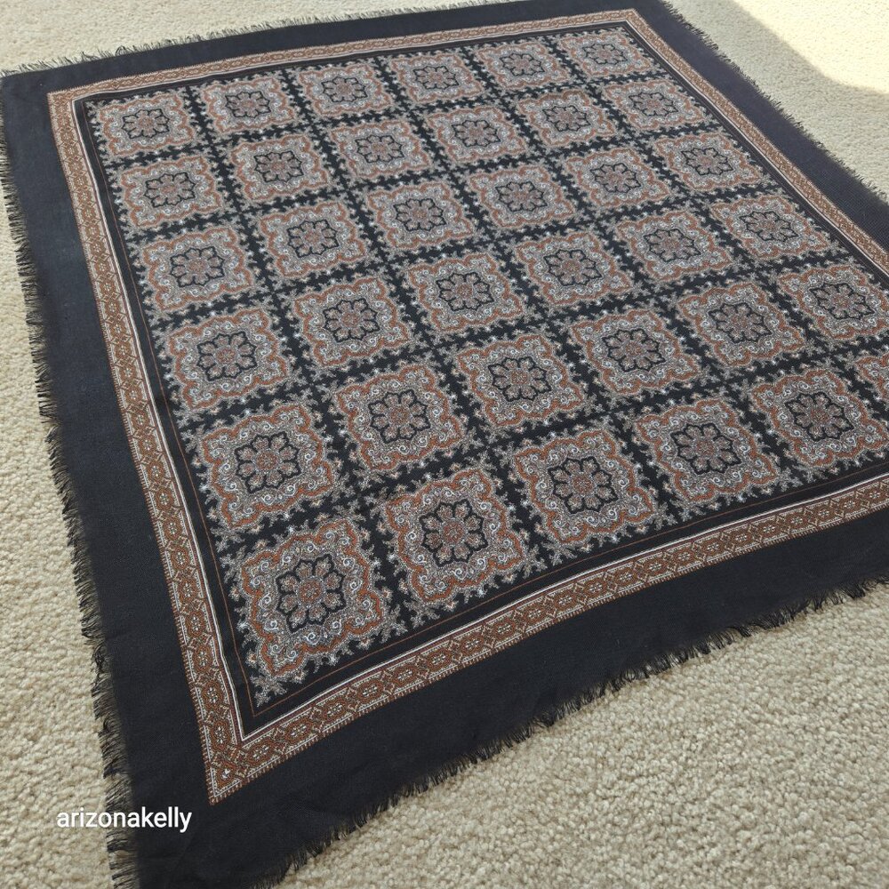 NWOT Fabio Rossi Wool Square Scarf - Picture 6 of 8